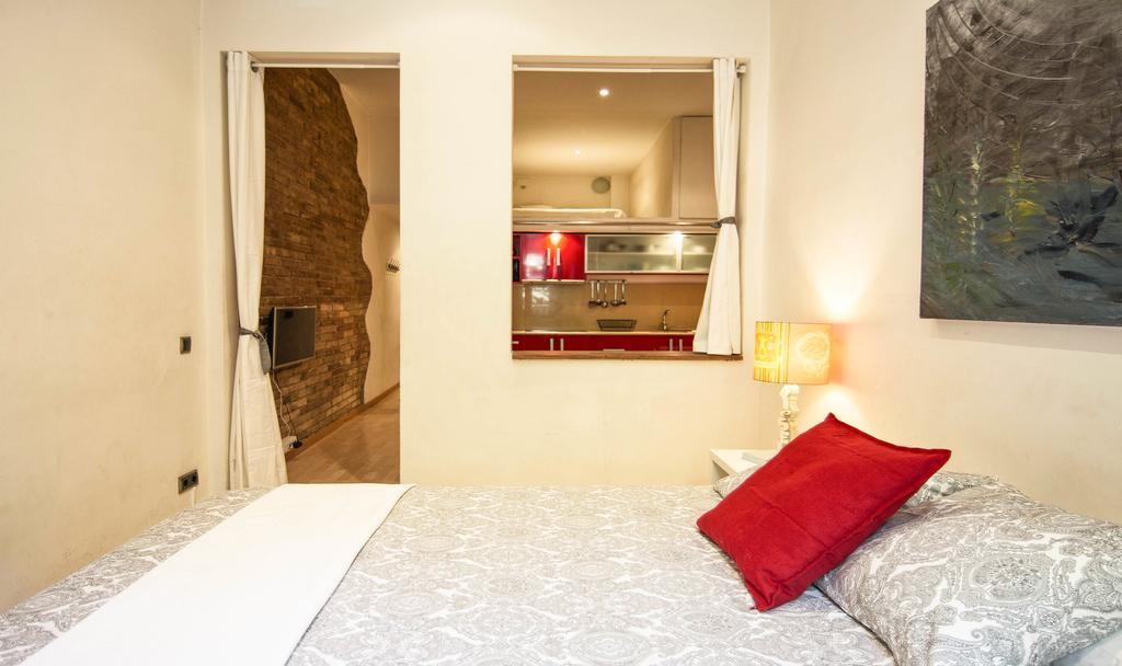 Art House Fira Apartments Barcellona Esterno foto