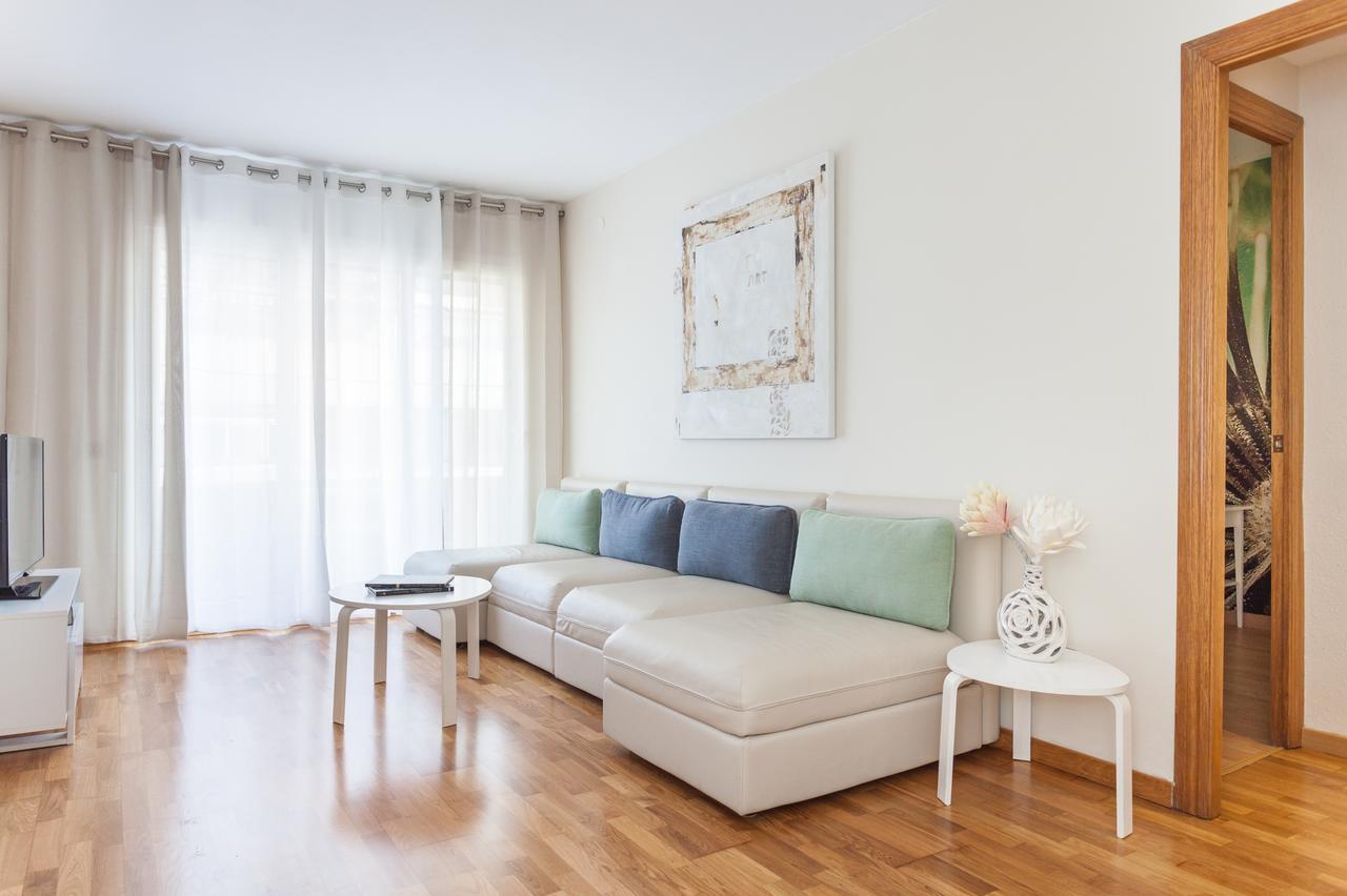 Art House Fira Apartments Barcellona Esterno foto